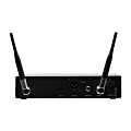 AKG WMS470 INSTR SET BD3 (720-750 МГц) инструментальная радиосистема с приёмником SR470 и портативным передатчиком, в комплекте гитарный шнур
