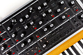 Moog One 8-Voice  Полифонический 8-голосный 3-тембральный аналоговый синтезатор, 61 клавиша