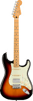 FENDER Player Plus STRAT HSS MN 3TSB электрогитара, цвет - санберст, чехол в комплекте
