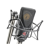 NEUMANN TLM 103 MT STUDIO SET студийный микрофон, паук, цвет черный